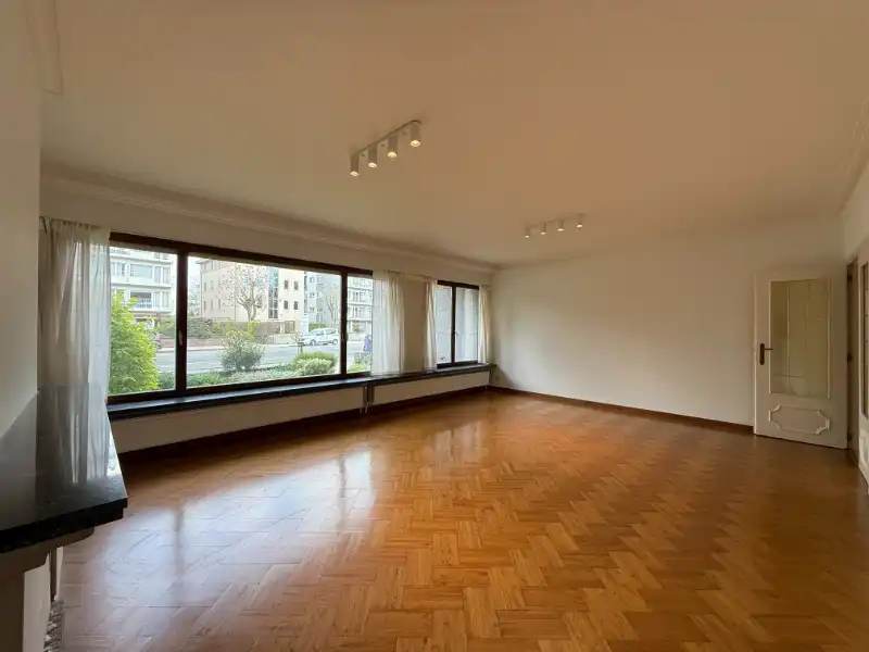 Ruim 2-slaapkamerappartement met garage nabij De Sterre foto 3