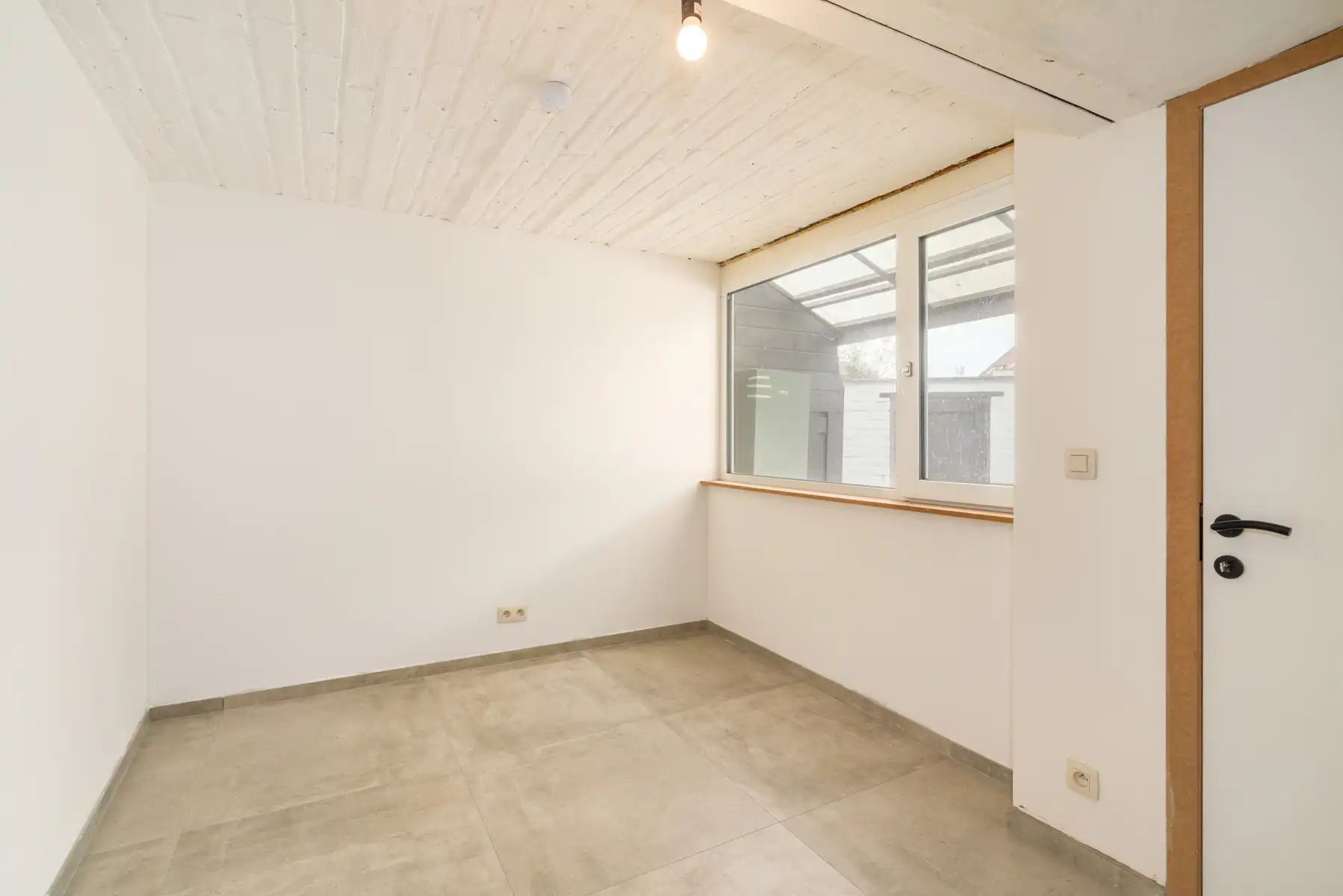 Instapklare woning met 3 slaapkamers in centrum Wetteren foto 9