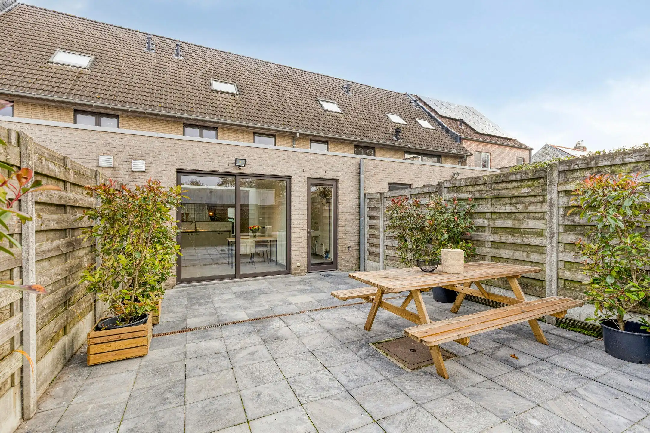 Instapklaar huis te koop met 4 slaapkamers, tuin en garage foto 13