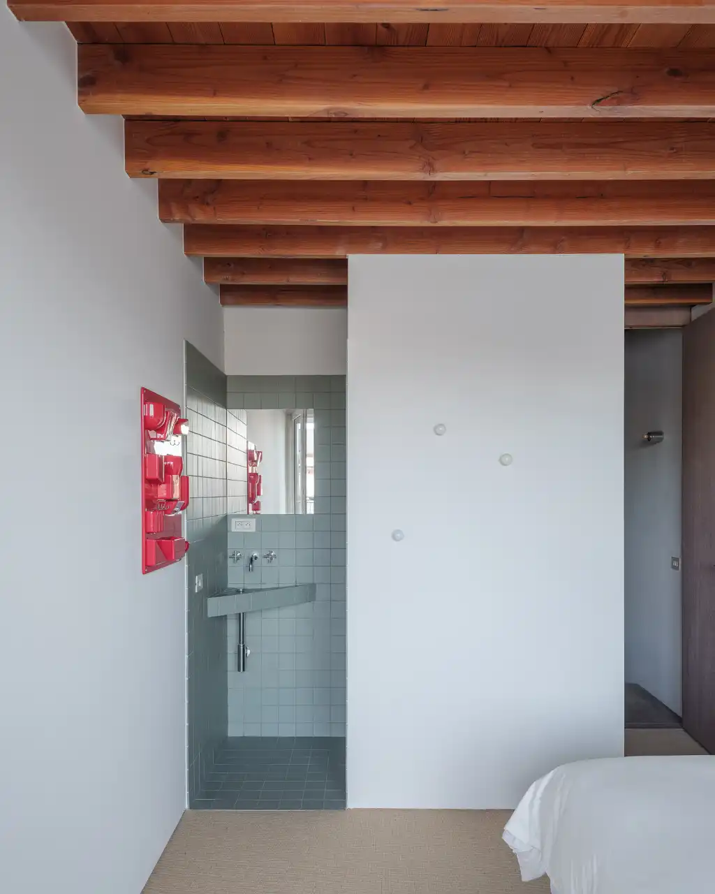 Architectuur, centrum Gent – Genereuze split-level woning met bijzondere ruimtelijkheden, dakterras, en achterliggende polyvalente praktijkruimte. foto 19