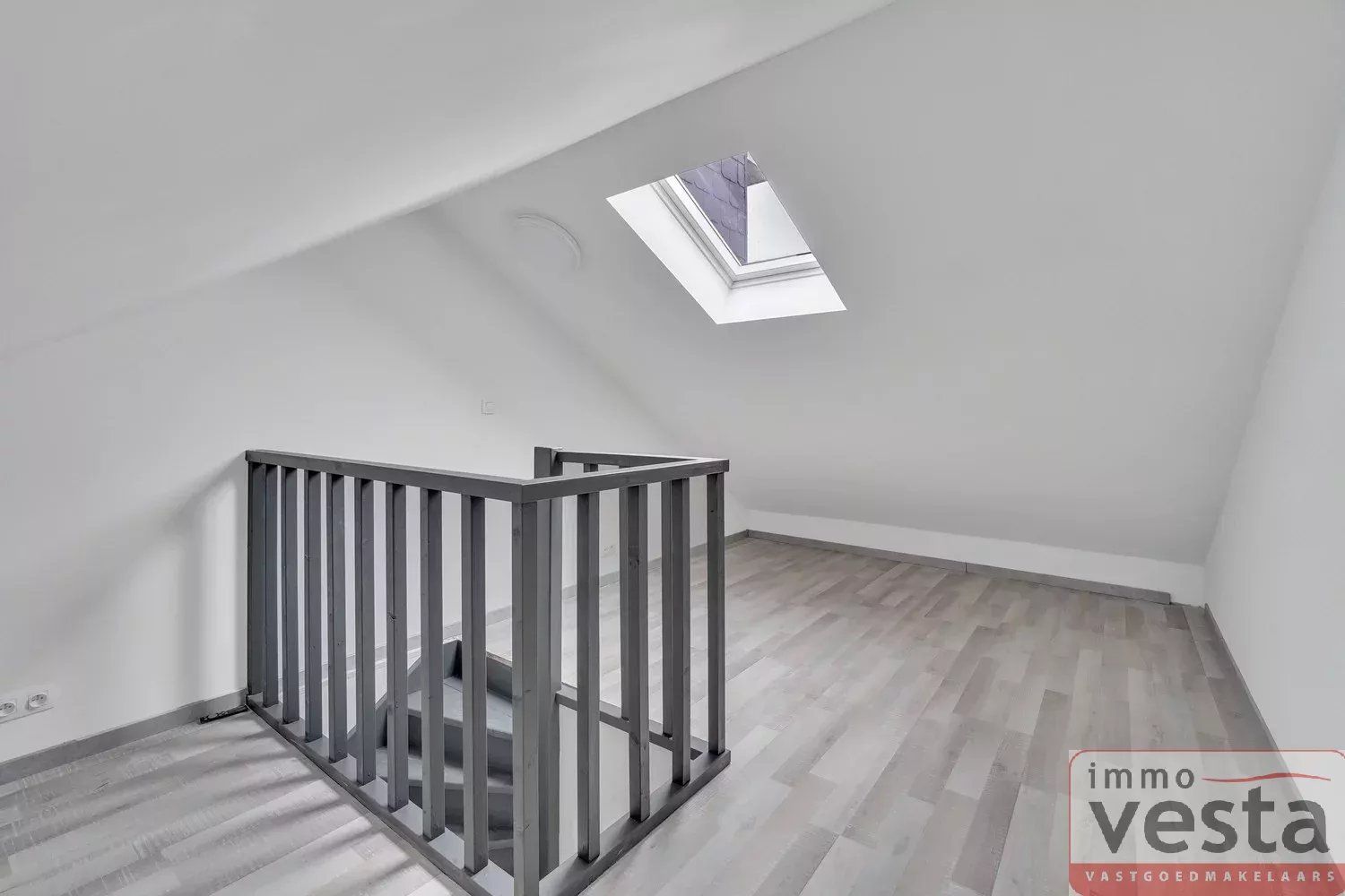 Gerenoveerde stadwoning in centrum foto 19