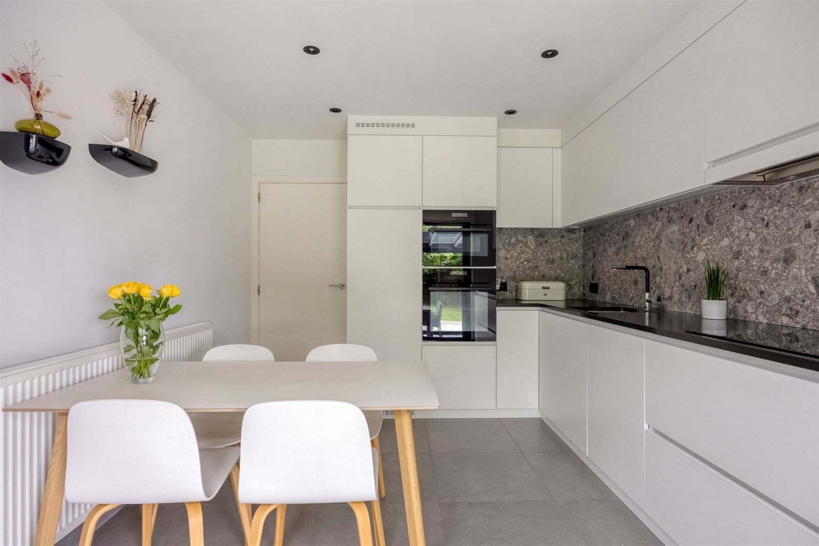 Gerenoveerde villa te koop met 4 slaapkamers foto 8