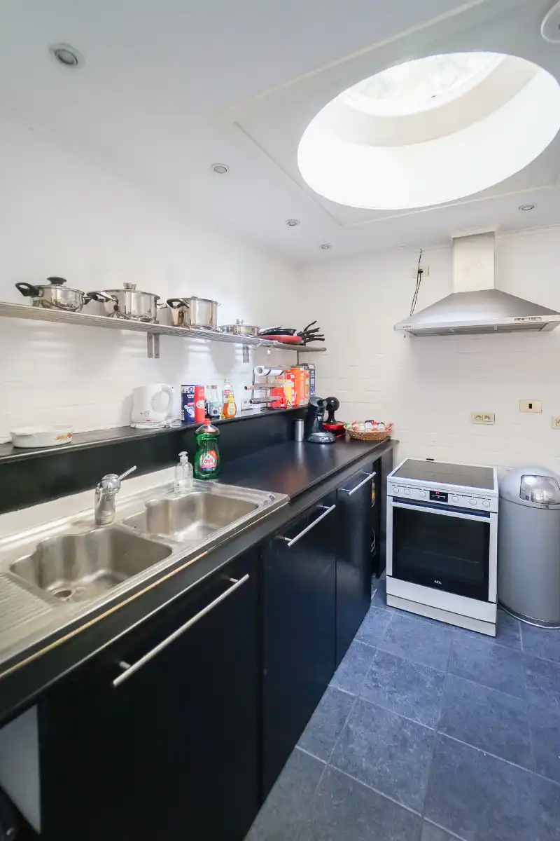 Instapklare rijwoning met 4 slaapkamers! foto 7