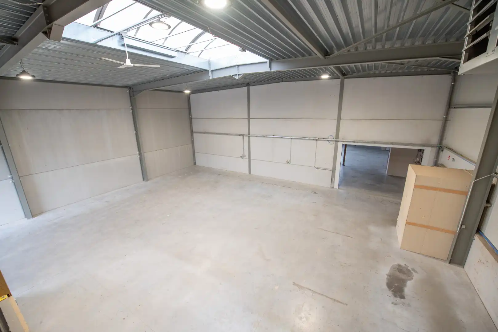 Industriële unit te huur in Wielsbeke foto 9