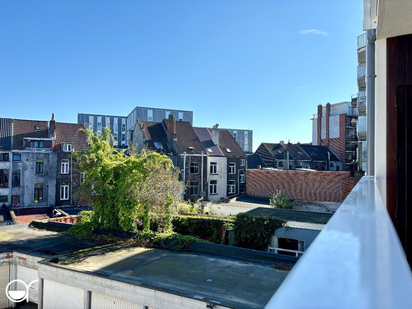 Ruim appartement met drie slaapkamers, garagebox en twee terrassen in Gent foto 25