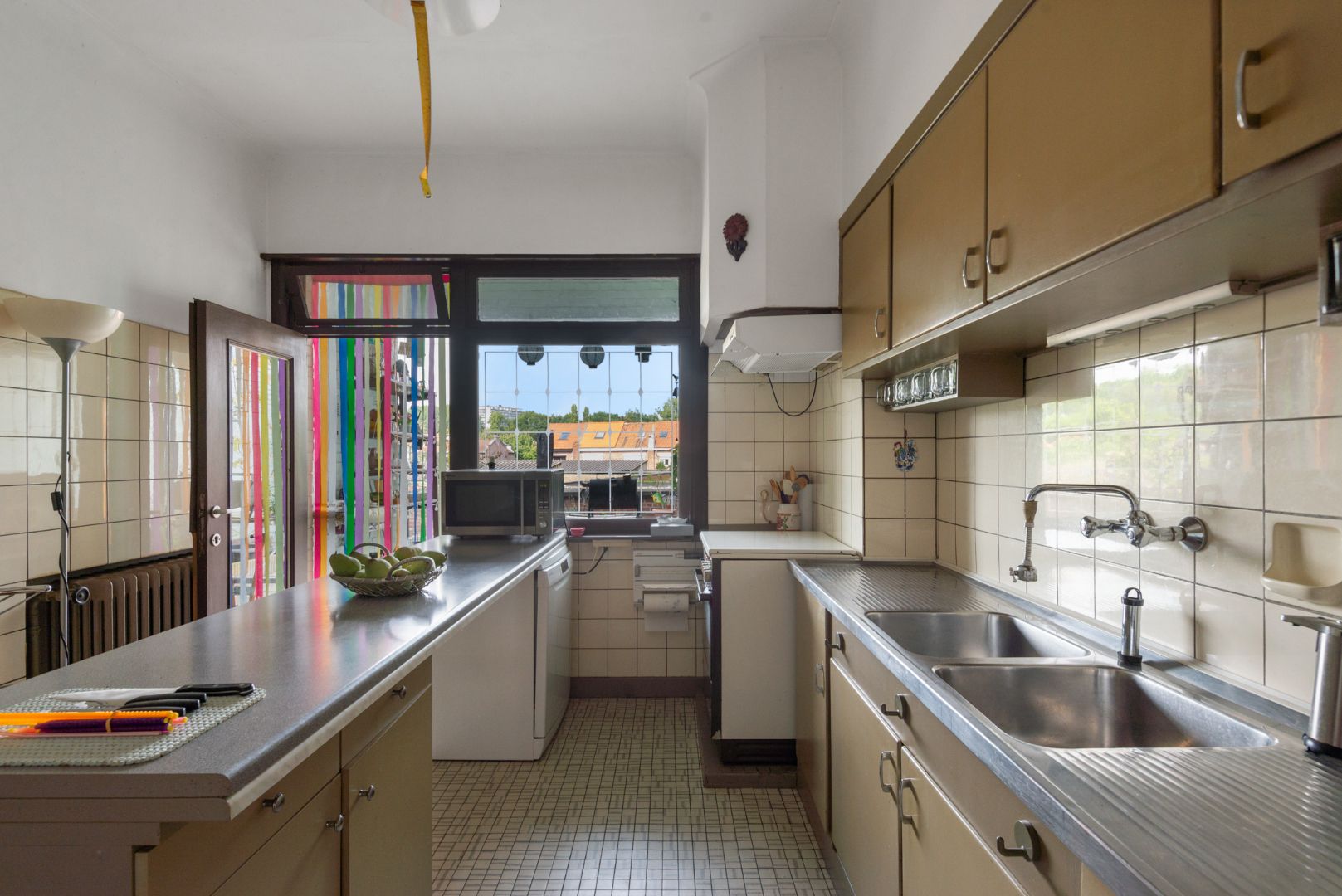 Supergroot appartement met 3 slaapkamers en zeer ruim zonnig terras. foto 7