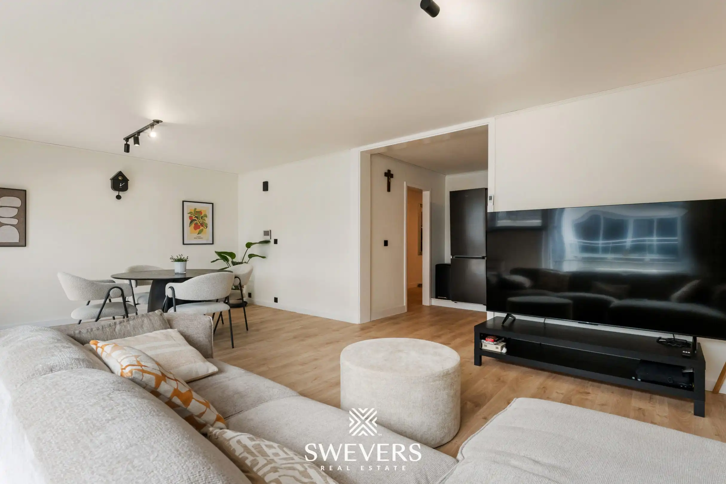 Instapklaar appartement met 2 slaapkamers en lift in centrum Beringen  foto 4