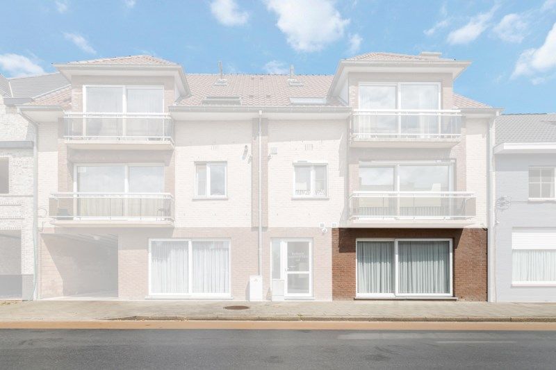 Gelijkvloers appartement met 2 slaapkamers, zonnig terras en een zeer ruime garage! foto 4