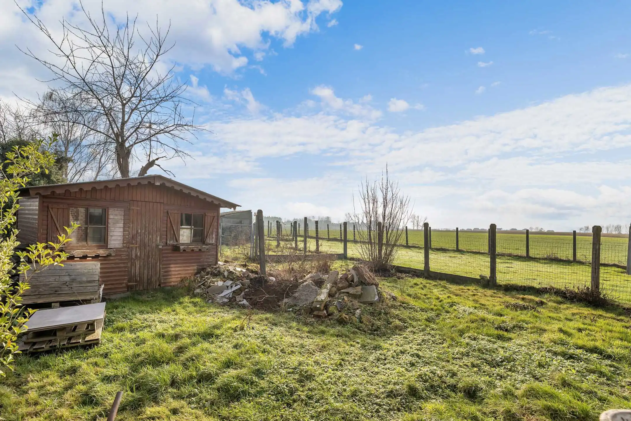 Charmante halfopen woning met zonnepanelen in Deftinge foto 22