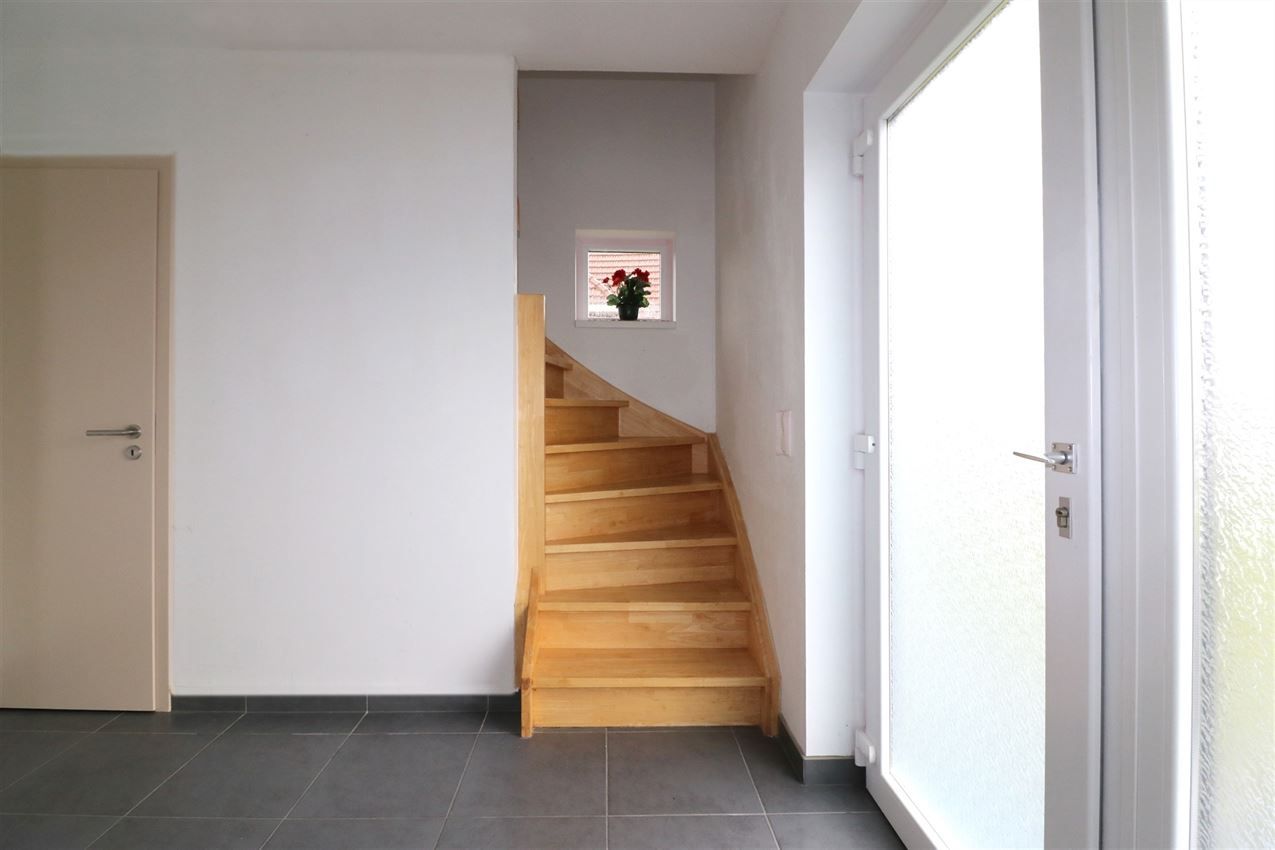 Mooi en landelijk, heel recent, 3 slpk., terras en tuin  foto 6