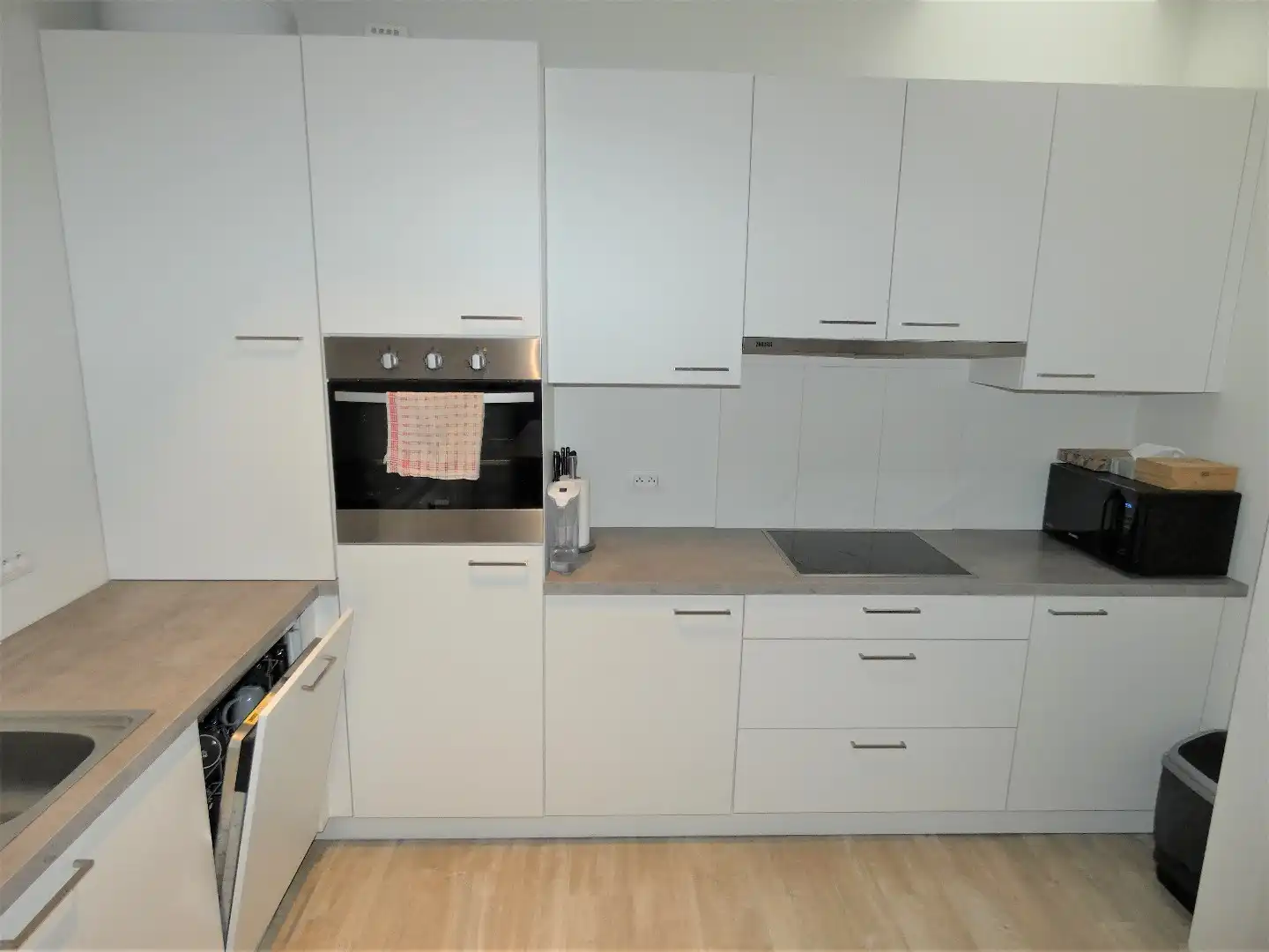 Gezellig appartement, gelijkvloers, met 1 slaapkamer en garage. foto 8