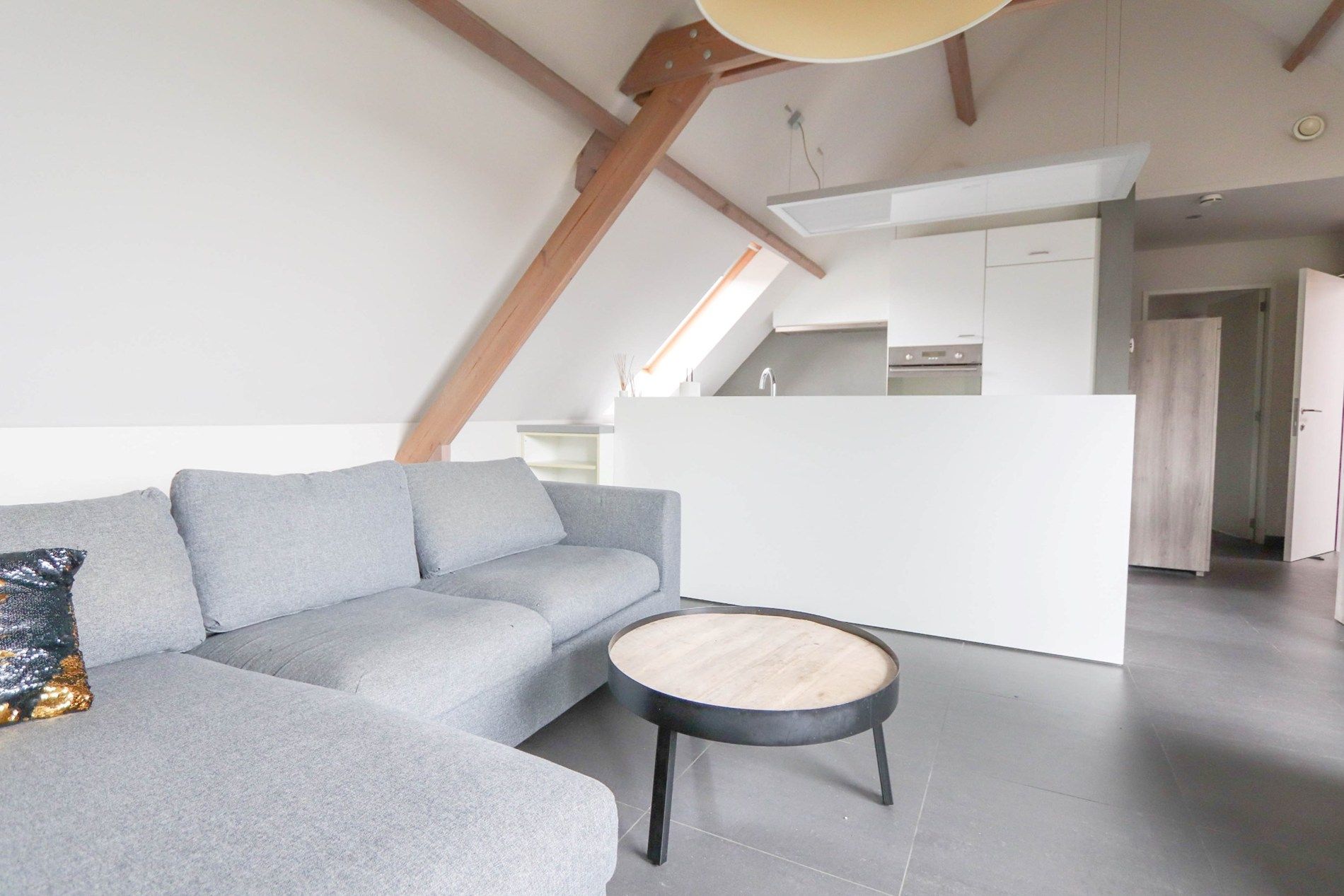 DAKAPPARTEMENT MET GEZELLIG DAKTERRAS foto 4