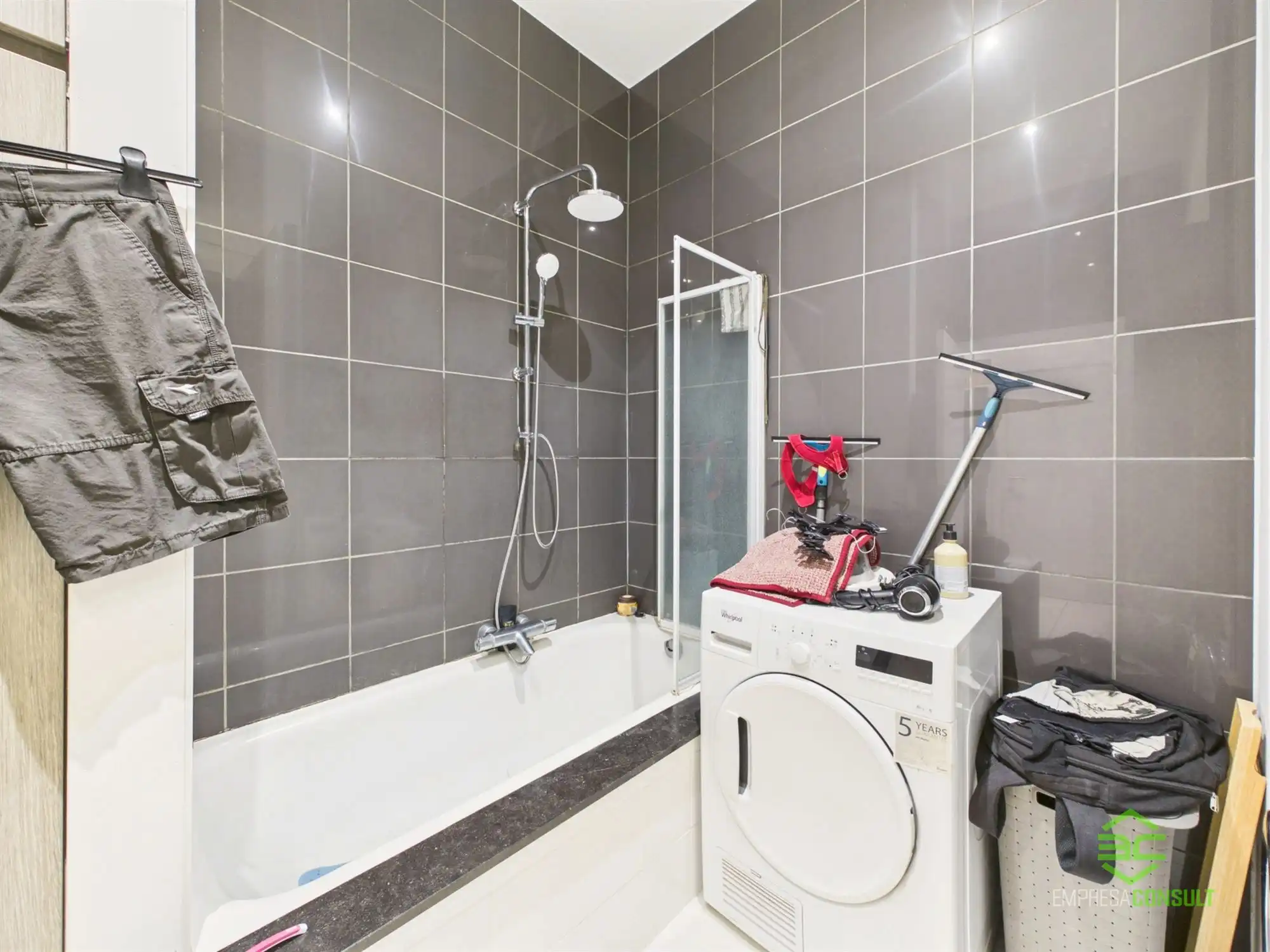 Centraal gelegen app met 2 slpk in een kleine residentie! foto 9