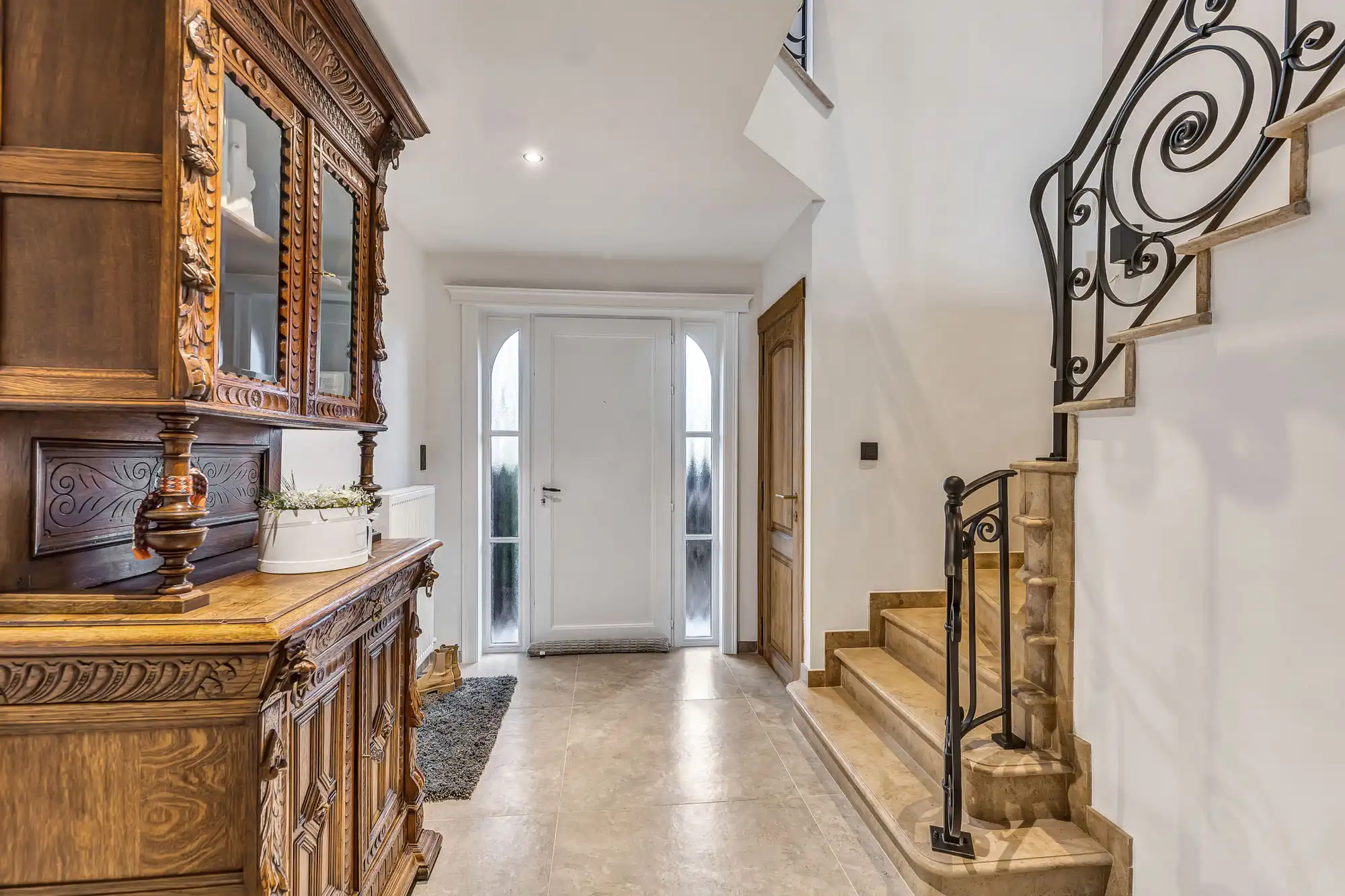 Landelijk stijlvolle villa die recent werd gerenoveerd foto 4