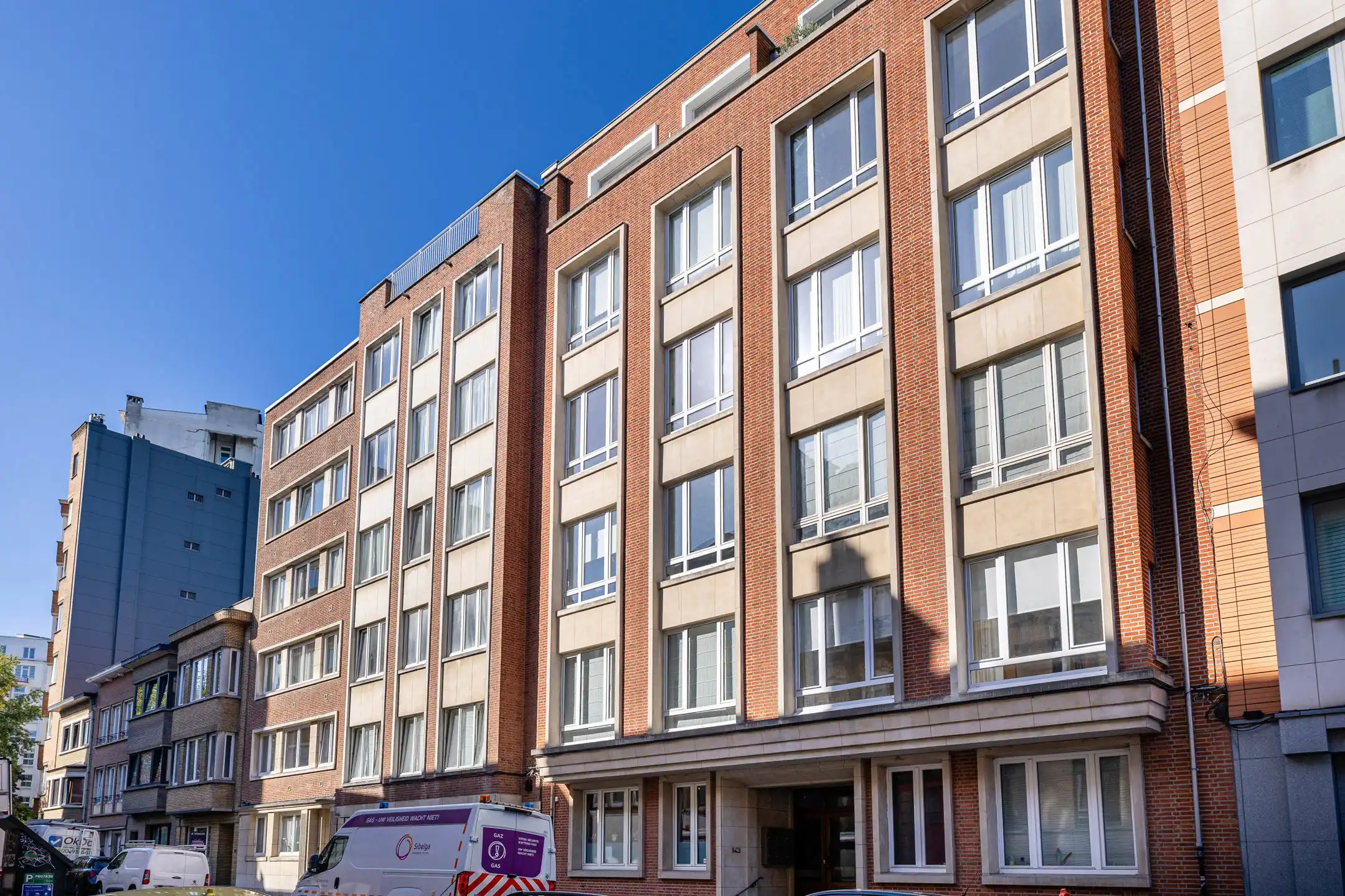 Lichtrijk penthouse – Vorst, Constantin Meunierplein foto 2