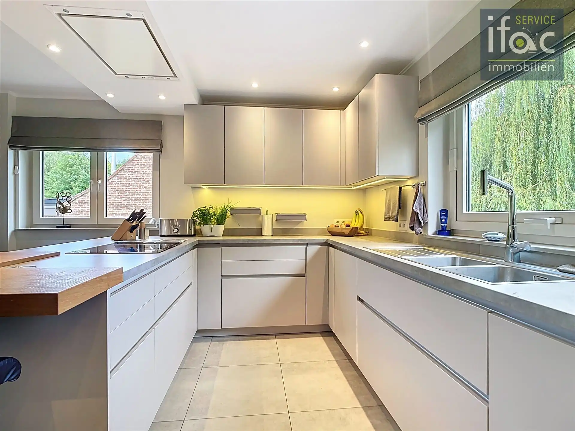 Fantastische villa met 3 slpk en bijbouw in tuin foto 15