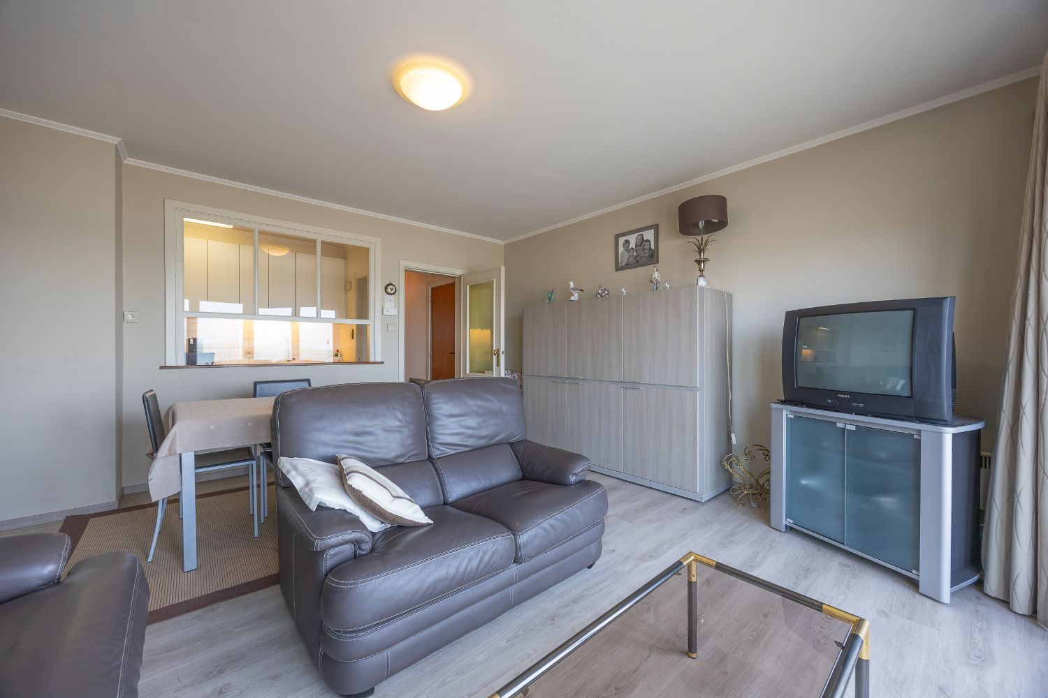 Instapklaar appartement met frontaal zeezicht te koop in Middelkerke foto 6