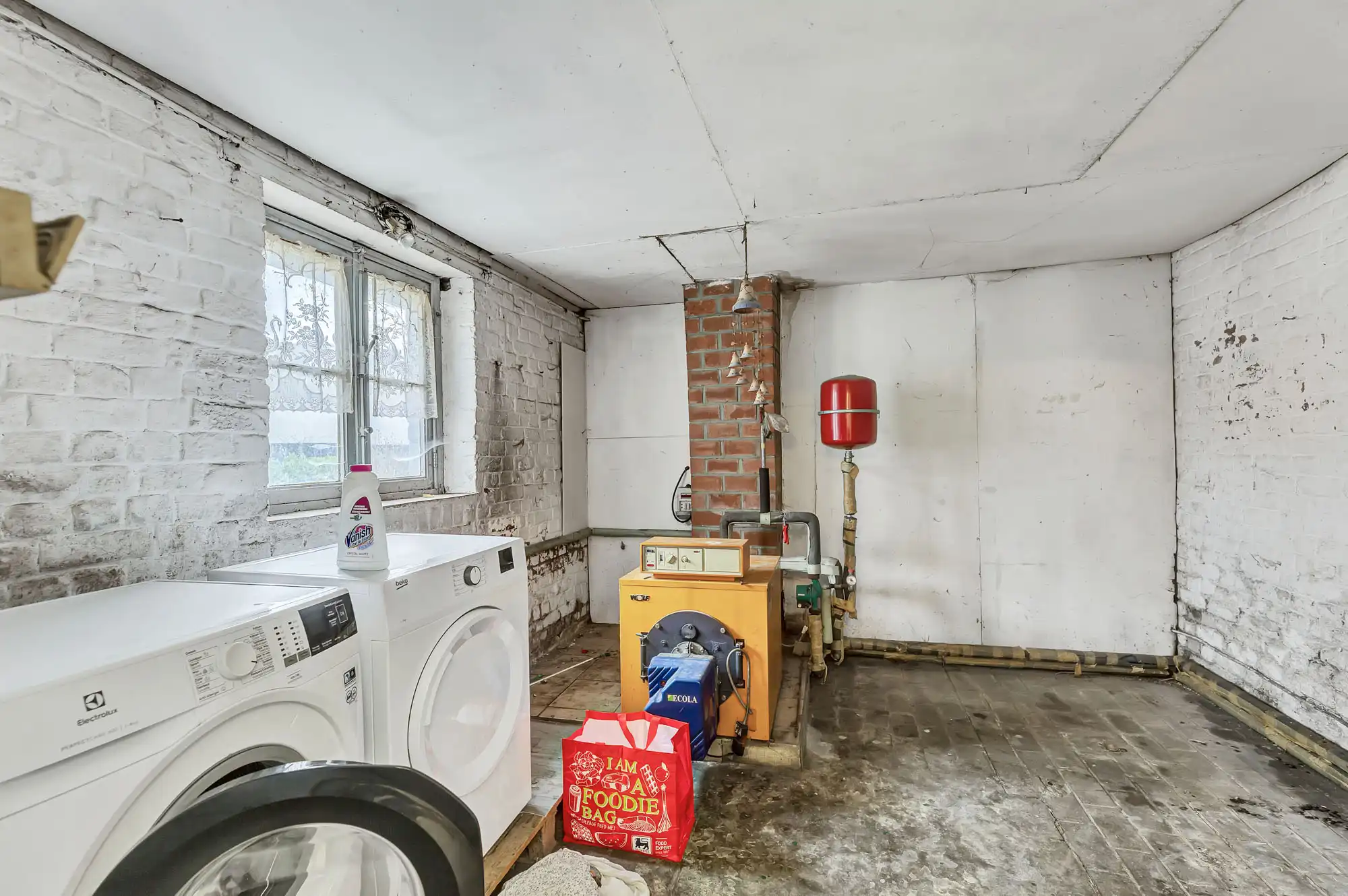 Te renoveren woning met 4 slaapkamers op 5a58ca foto 14