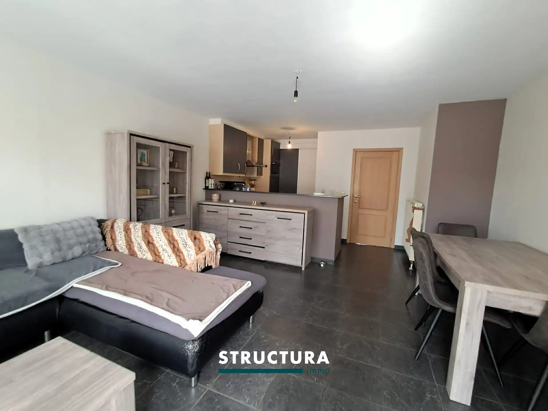 1-slaapkamerappartement met groot terras op toplocatie foto 4