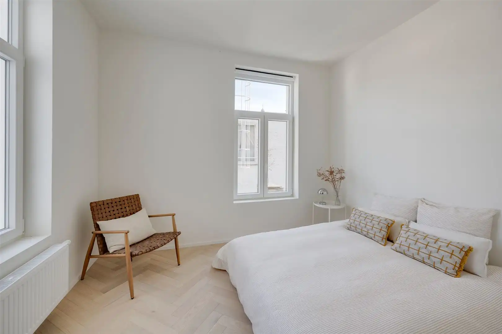 Appartement met terras en Parijse flair in Sint-Andries foto 10