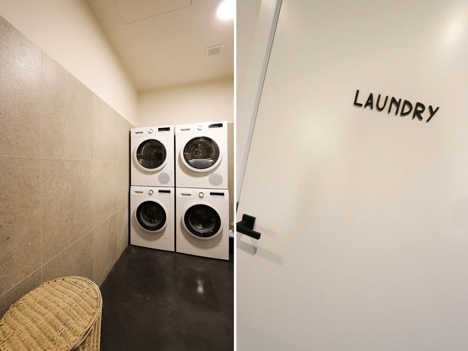 Gemeubelde studio in modern project 'The Doorn House' foto 14