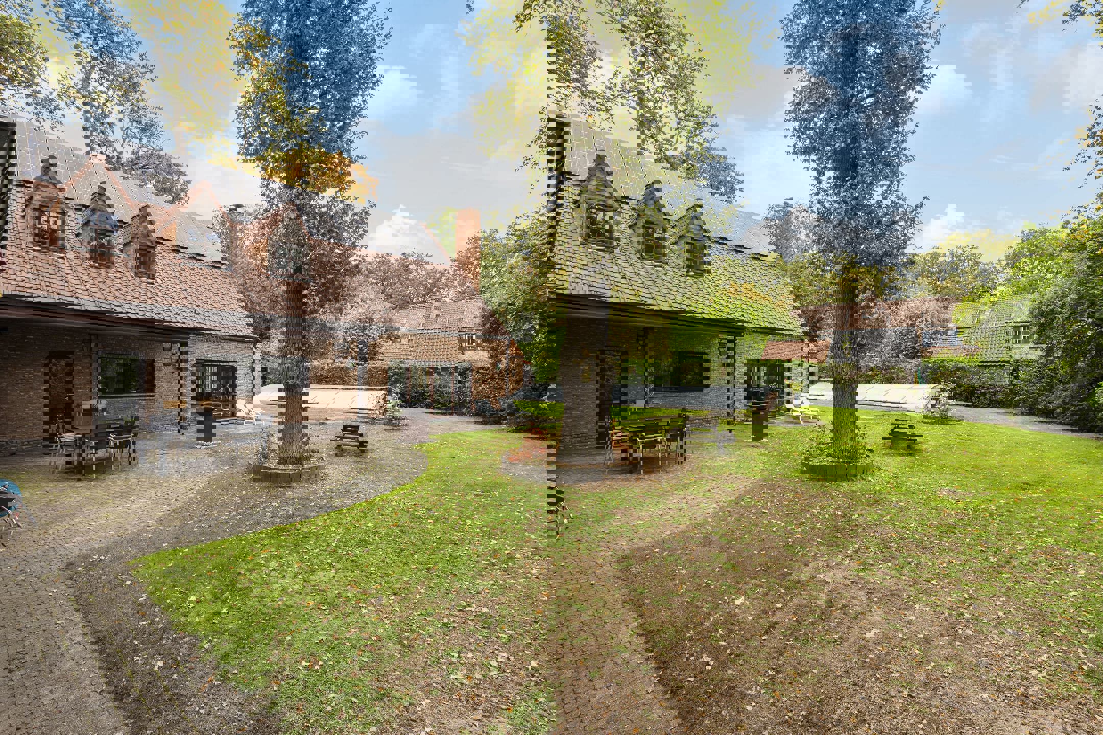 Praktijkvilla in doodlopende straat te ’s Gravenwezel foto 4