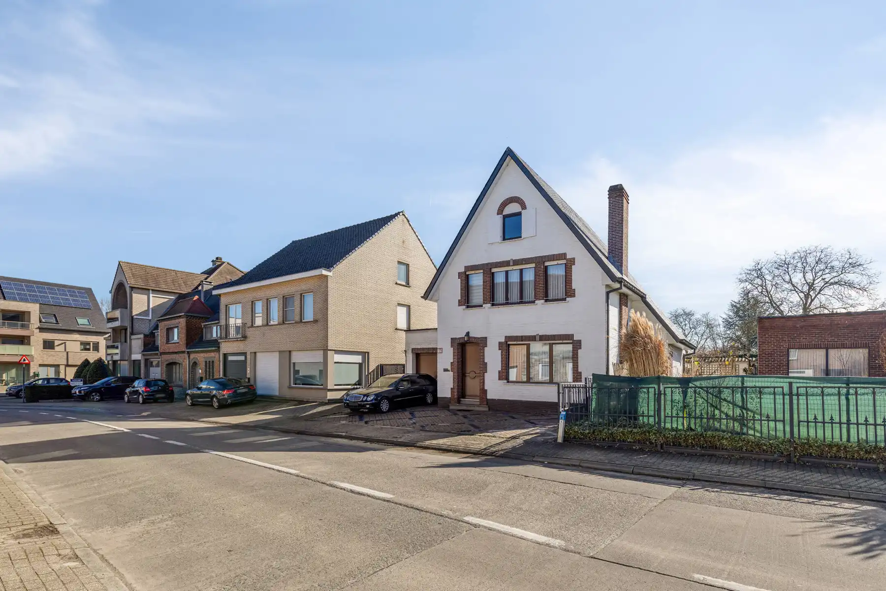 Huis te koop foto {{pictureIndex}}