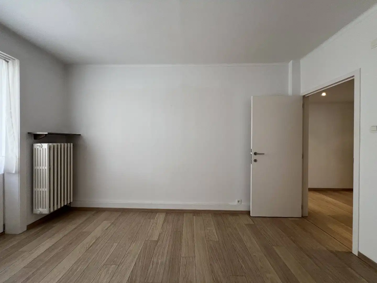 Te Huur – Appartement met Lateraal Zeezicht in het Centrum van Oostende foto 16