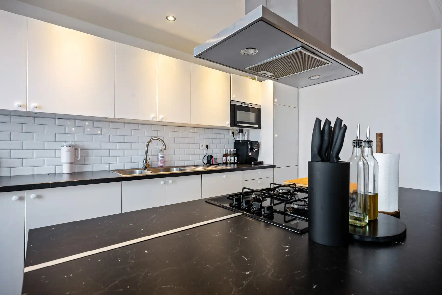 Instapklaar appartement met 2 slaapkamers foto 7