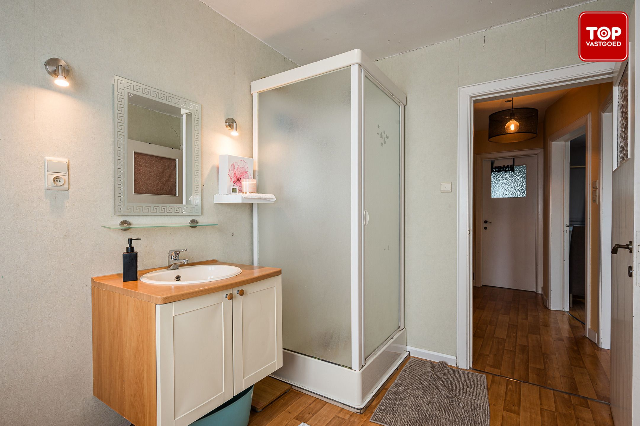 Instapklare HOB met 3 slaapkamers en rustgevende tuin foto 23