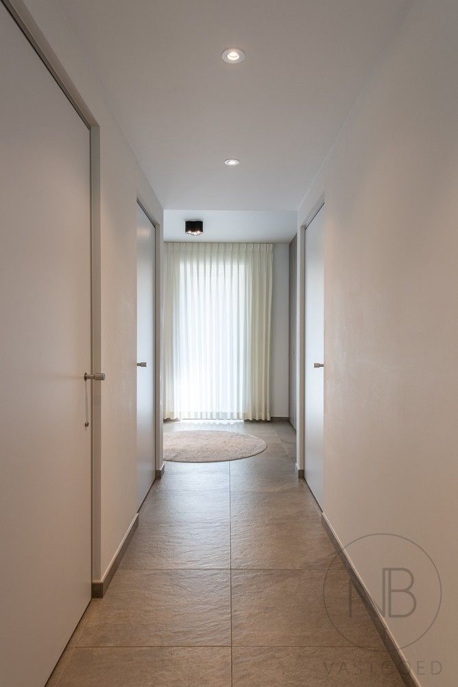 Instapklare woning met 3 slaapkamers en studio foto 4