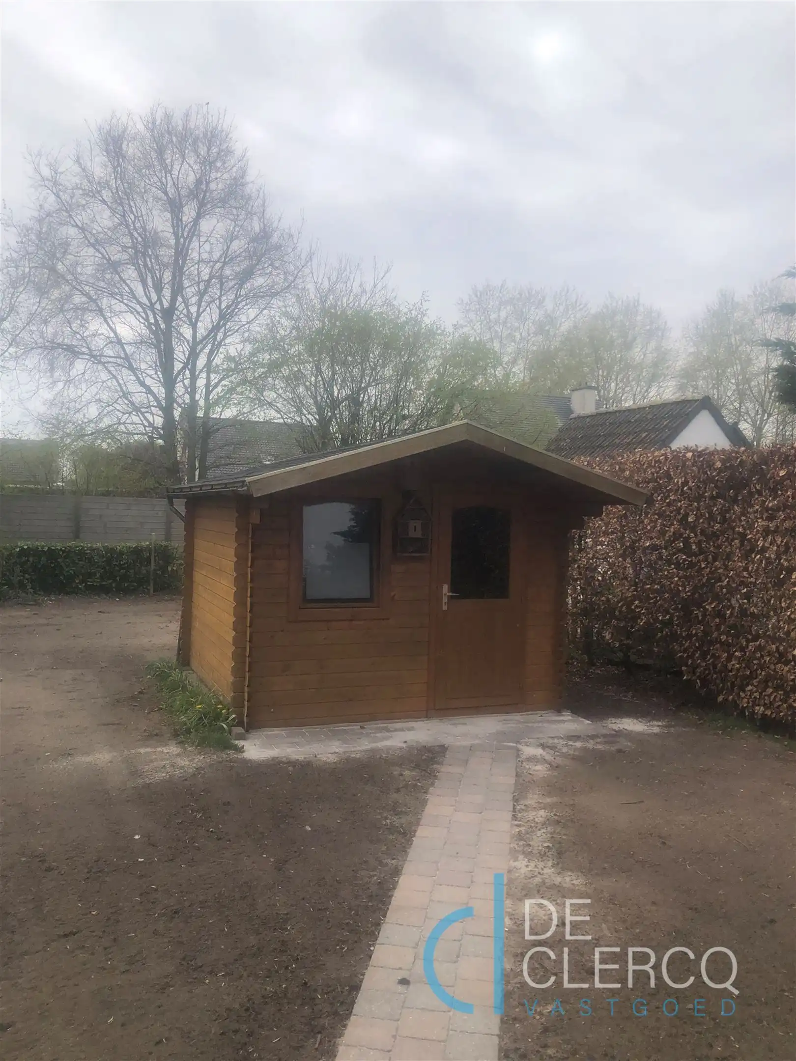 Charmante woning TE  HUUR op toplocatie in Lochristi! foto 13