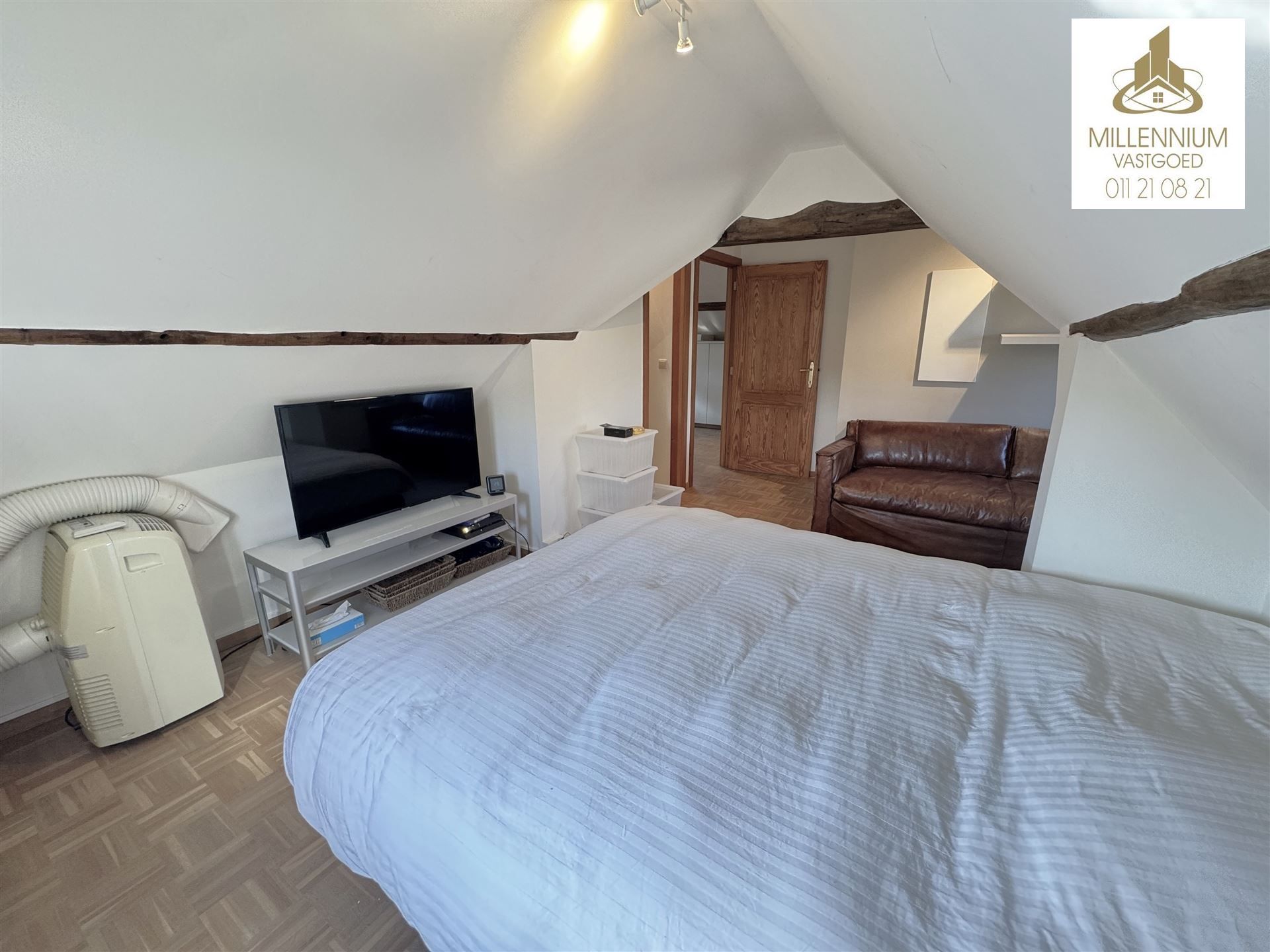 Ruime 5-SLK Woning met bijwoning foto 39