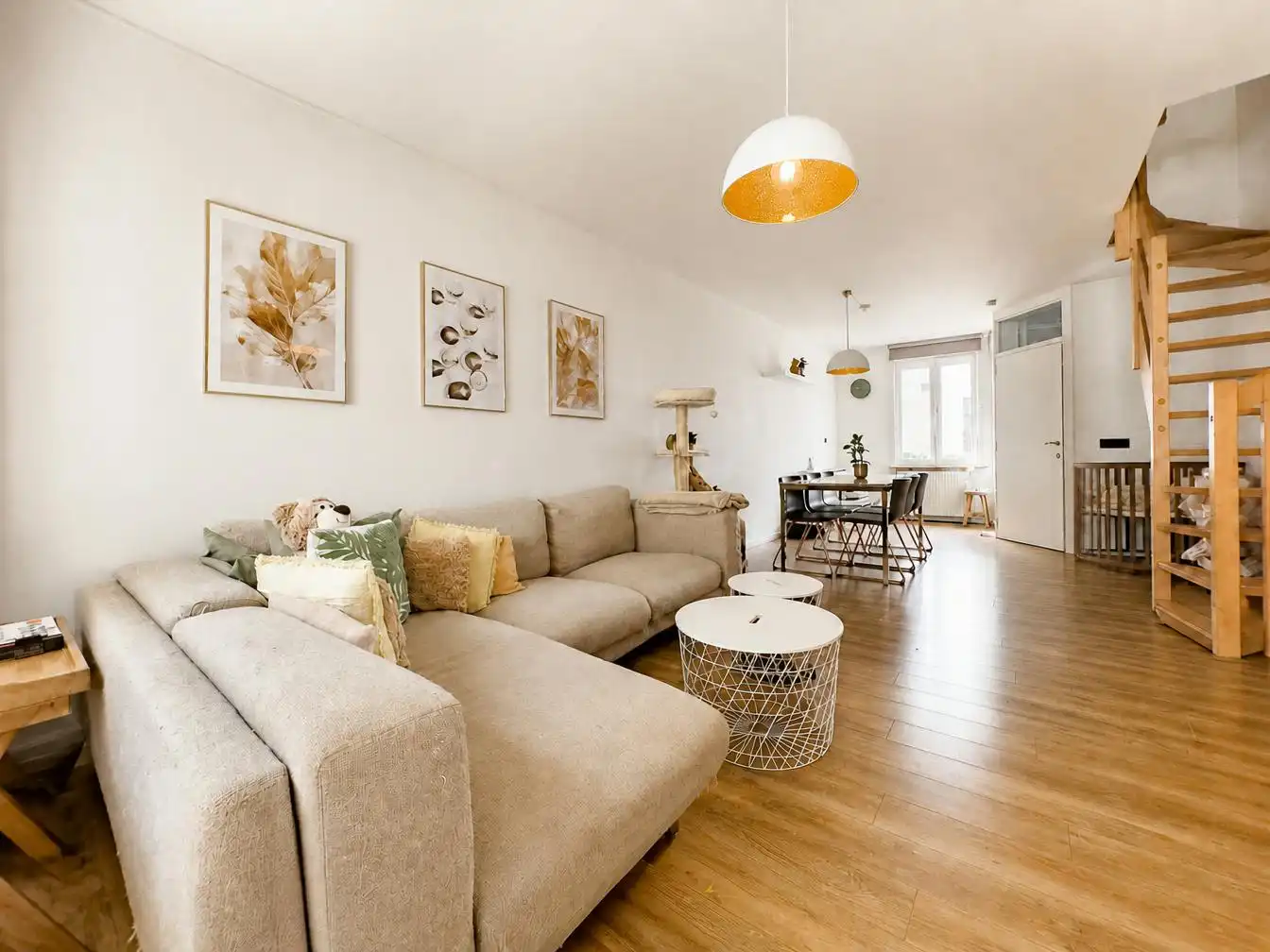 Karaktervol huis met 4 slaapkamers te koop in Brugge foto 2