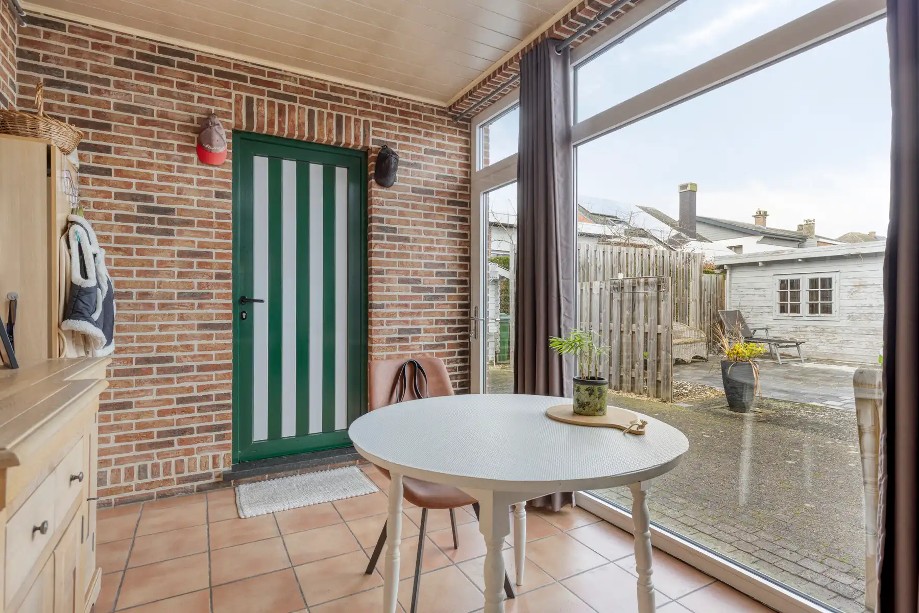 Mooie open bebouwing met bijgebouw en grote tuin foto 10