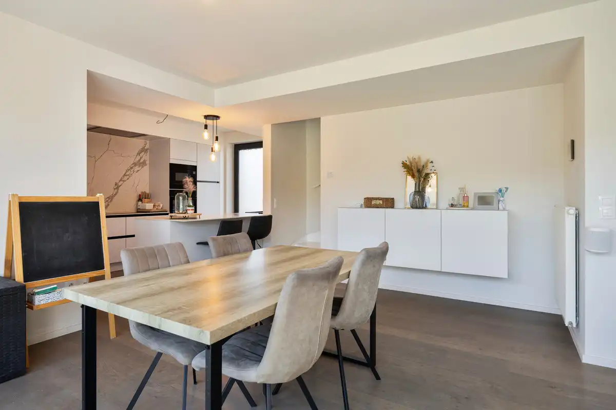 RECENTE HEDENDAAGSE WONING OP 5A12CA MET 3 SLK TE GUIGOVEN. INTERESSANT INVESTERINGSPAND. foto 5