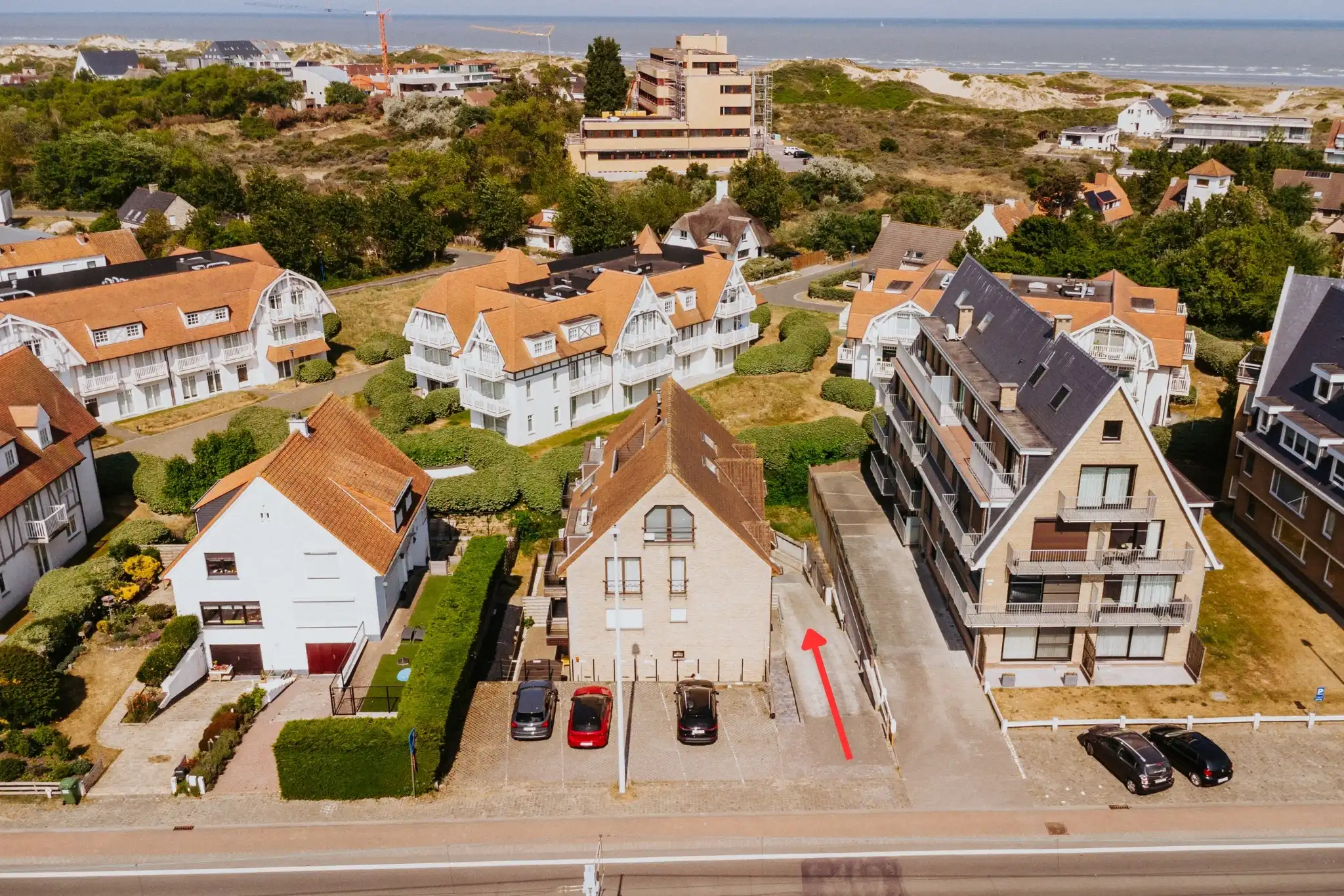 Privé garagebox vlak bij het strand van Sint-André Oostduinkerke foto 2