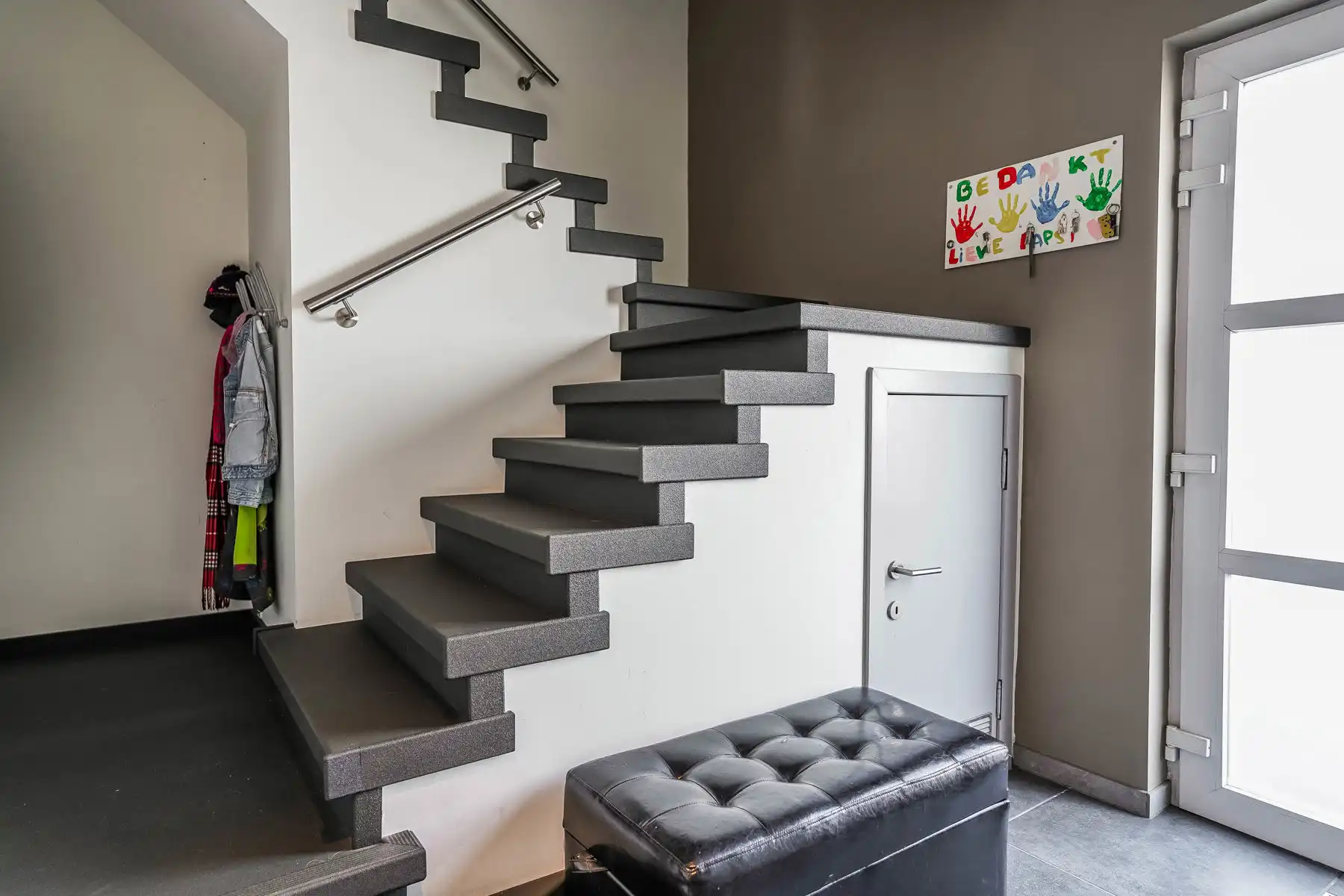 Perfect instapklare meergezinswoning (2 wooneenheden) in het hart van St Jozef Londerzeel foto 3