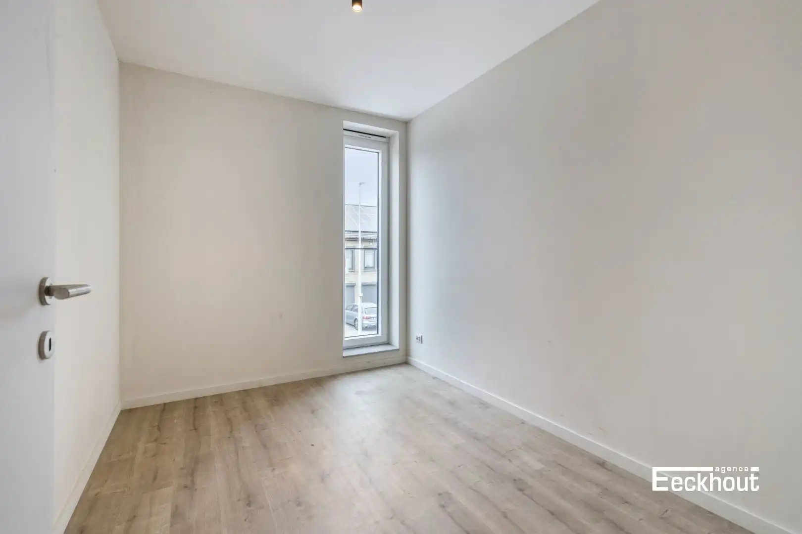 Nieuwbouwappartement met terras nabij alle voorzieningen te Bredene-Dorp! foto 9