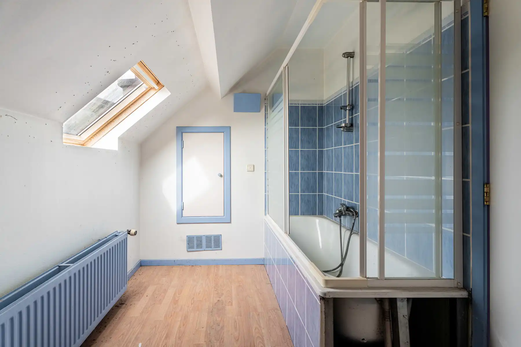 Veelzijdig handelshuis op toplocatie in het centrum van Halle foto 9