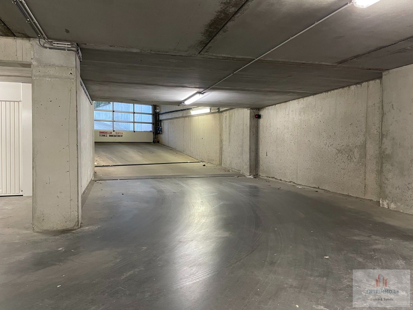 Garage te huur foto 6