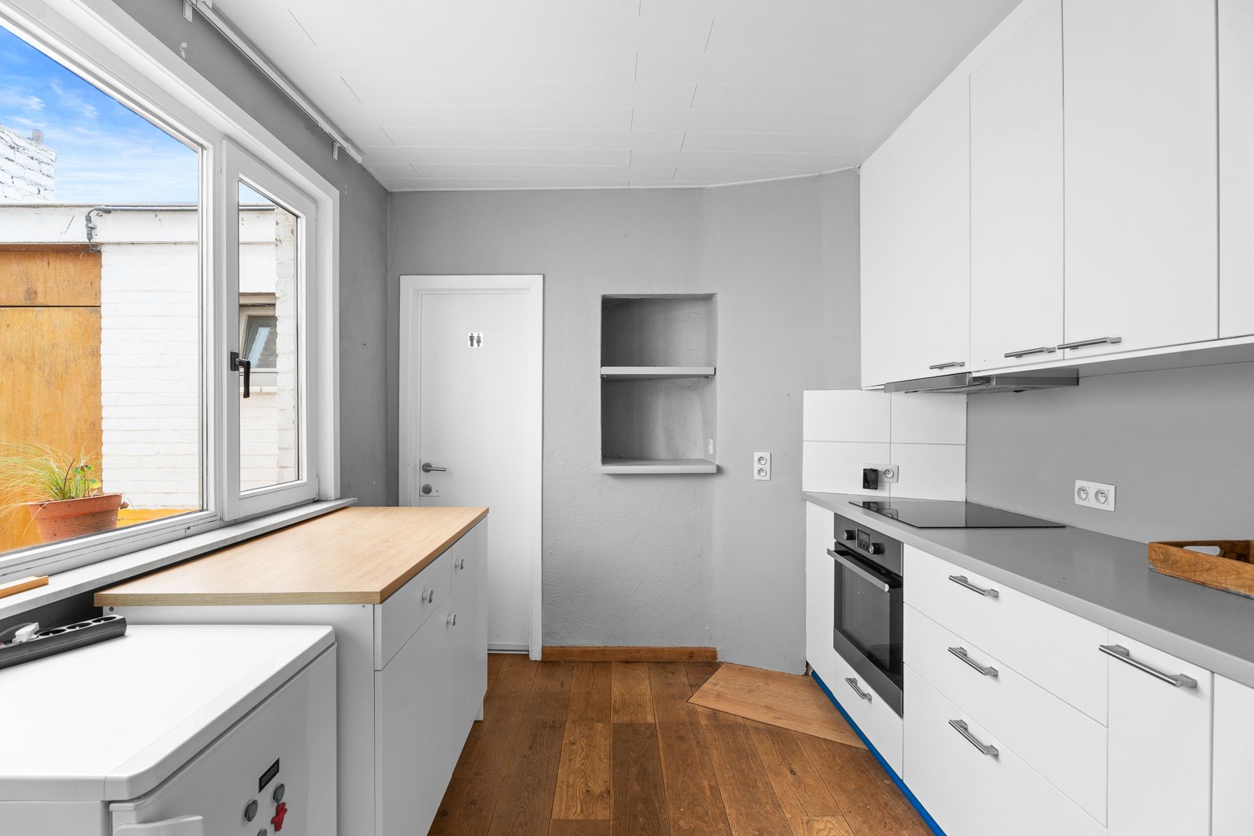 AUTHENTIEKE  2 SLPK INTERBELLUMWONING MET ZONGERICHT TERRAS foto 8
