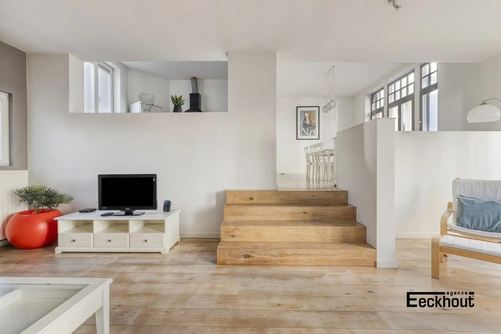 Commercieel pand met woonst op topligging in centrum Oostende! foto 3