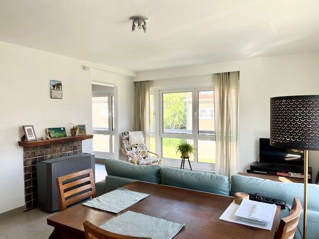 Nabij UZ, AANGENAAM EN RUSTIG GELEGEN APPARTEMENT foto {{pictureIndex}}