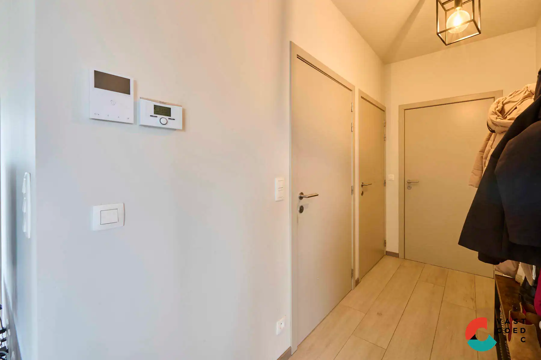 Ruim 1 slaapkamerappartement met 2 terrassen nabij centrum foto 2