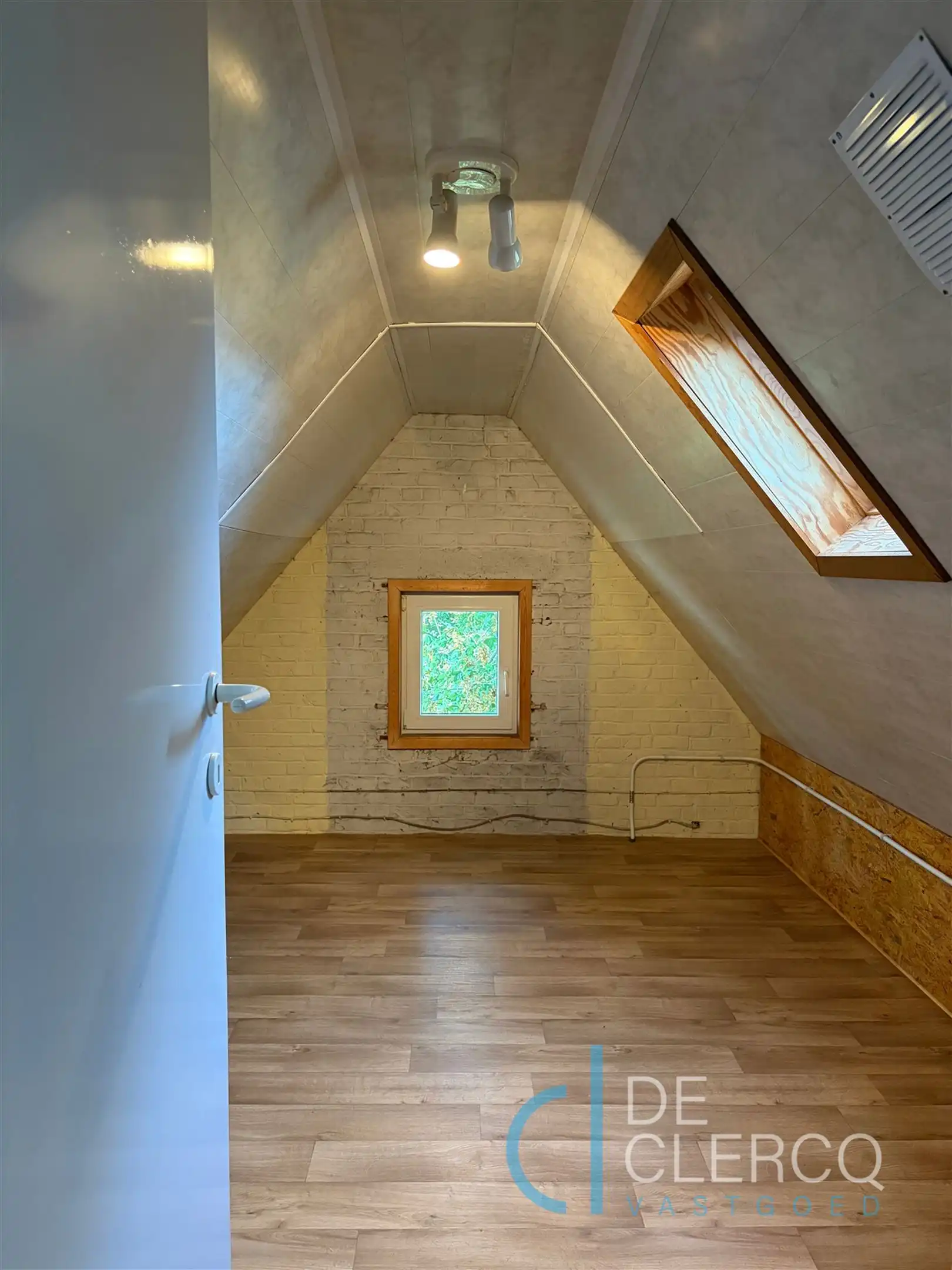 Grote landelijke woning te huur met prachtige tuin en weide! foto 19