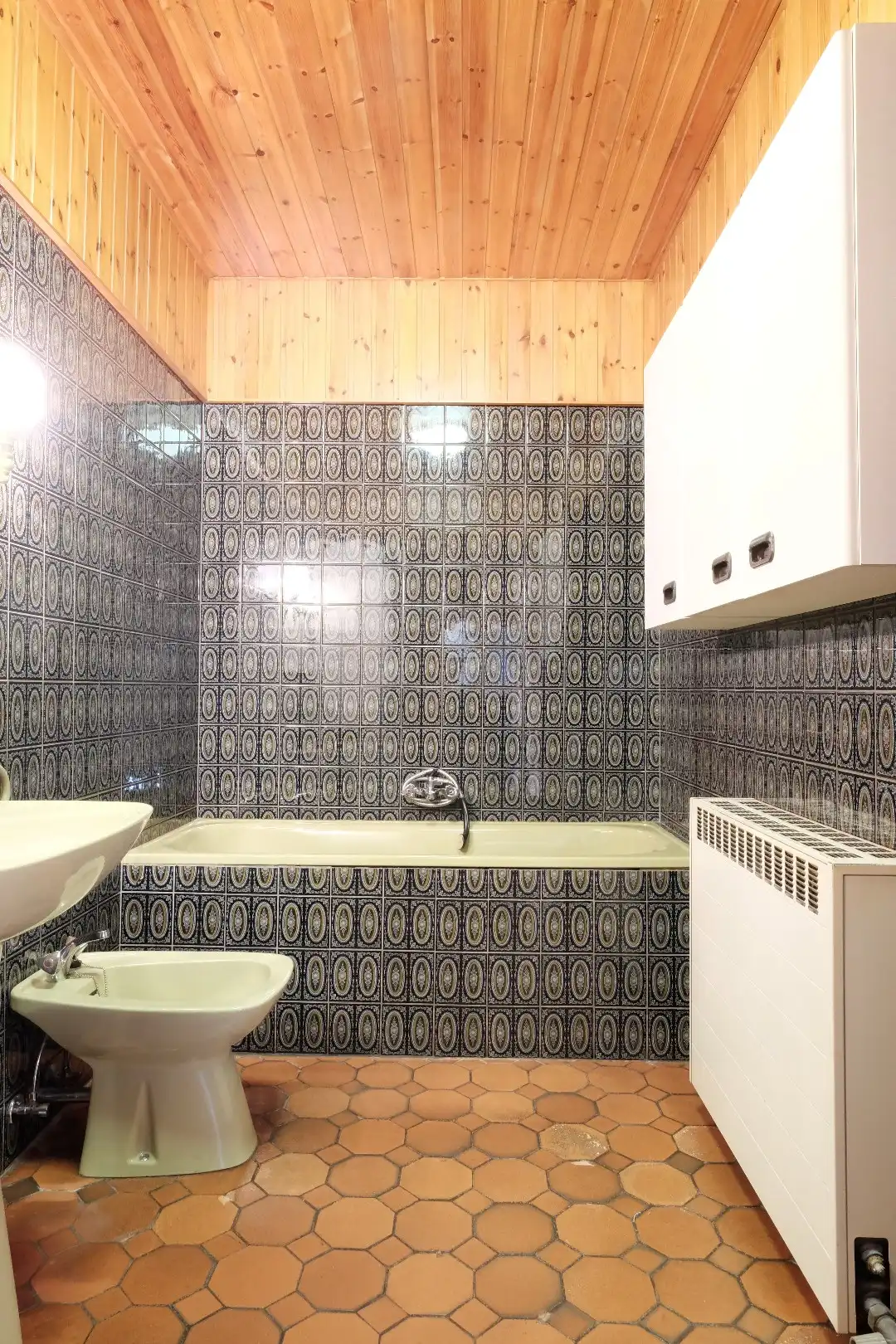 Ruime halfopen woning met 5 slaapkamers, 2 garages en zuidgerichte tuin foto 10