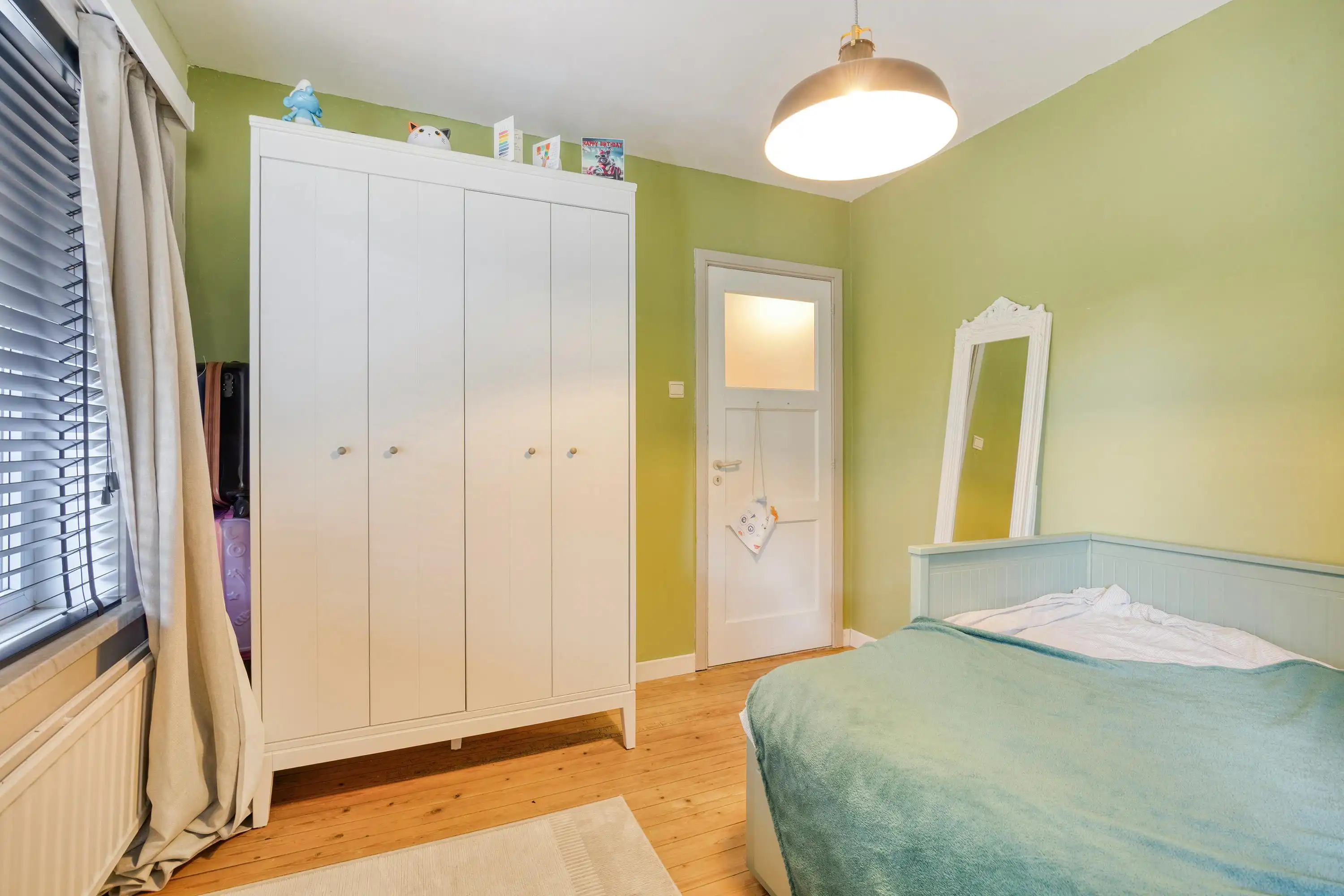 Gerenoveerde halfopen woning met tuin te koop in Gooreind! foto 18