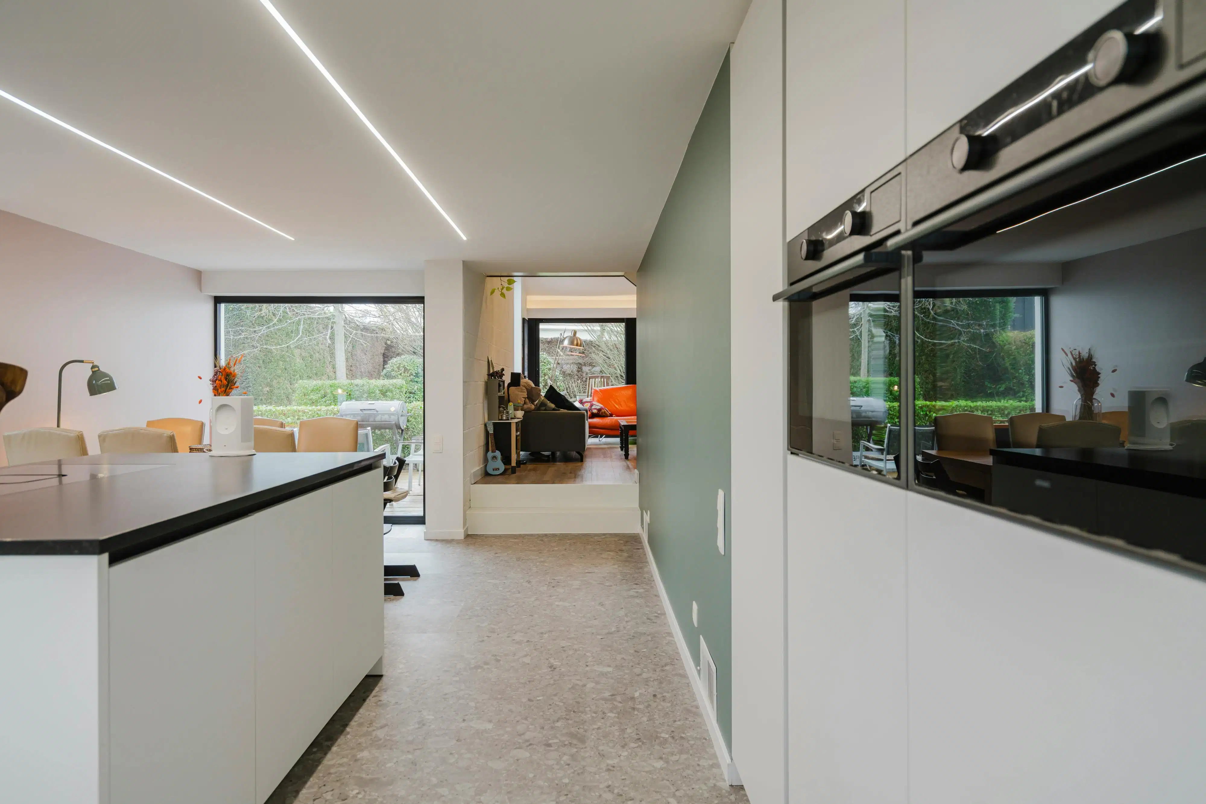 Instapklaar huis te koop te Kortrijk foto 11