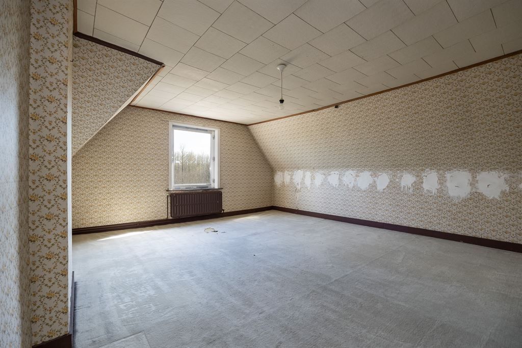 Unieke herenwoning met veel potentieel foto 21